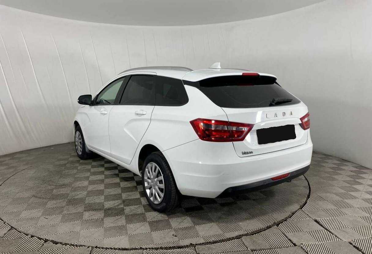 Купить Lada (ВАЗ) Vesta SW, 2021, 48 382 км, фото №7
