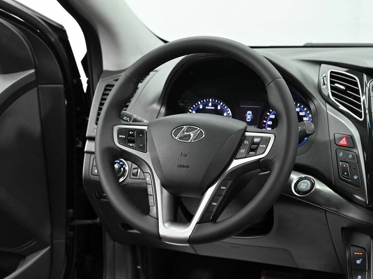 Купить Hyundai i40, 2015, 196 000 км, фото №9