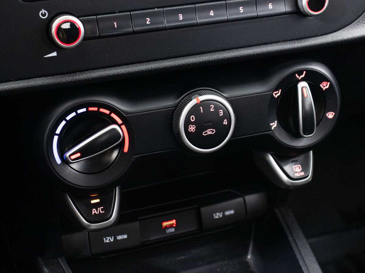 Купить Kia Rio X, 2021, 93 989 км, фото №15