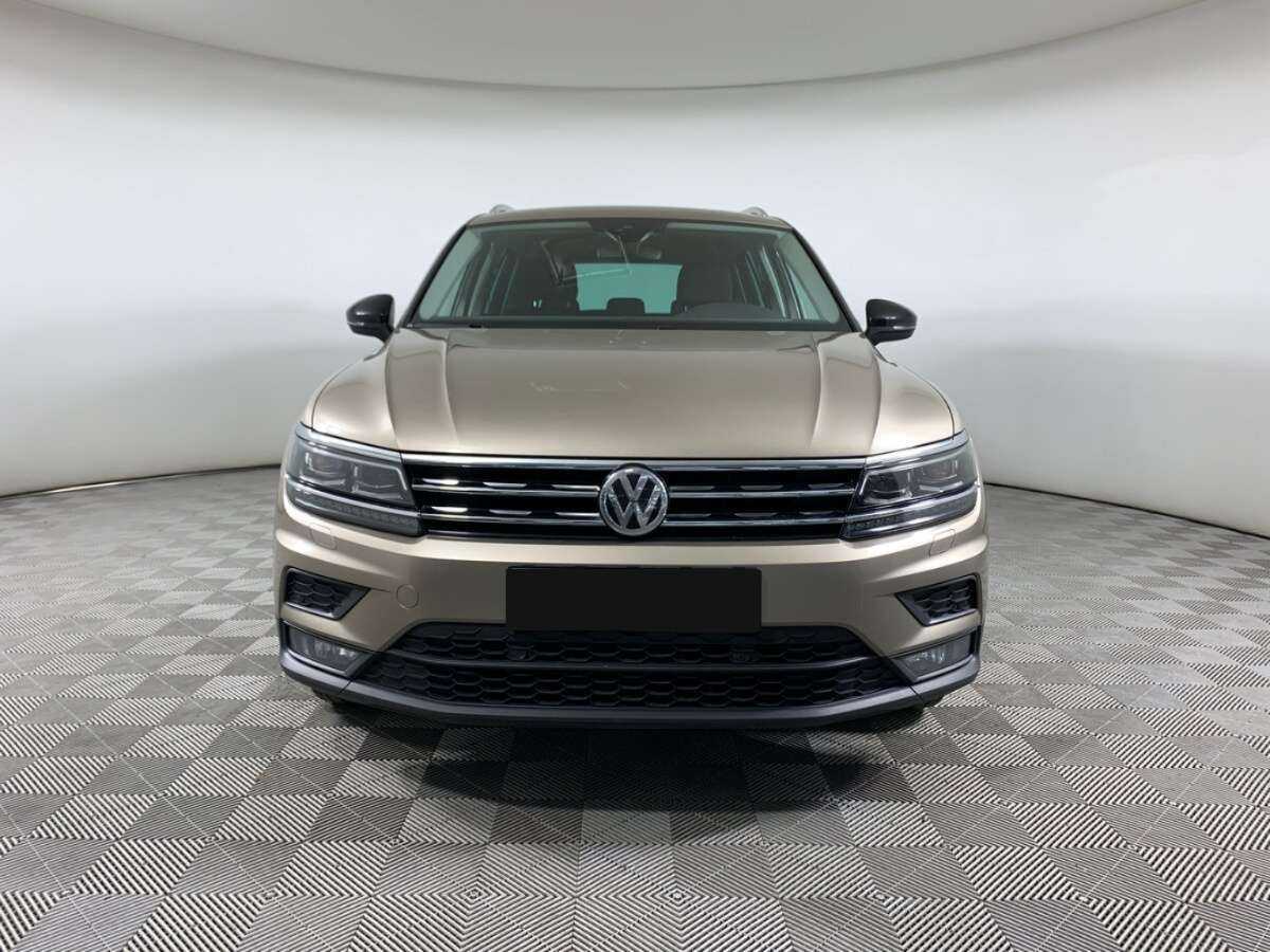 Купить Volkswagen Tiguan, 2020, 120 500 км, фото №2