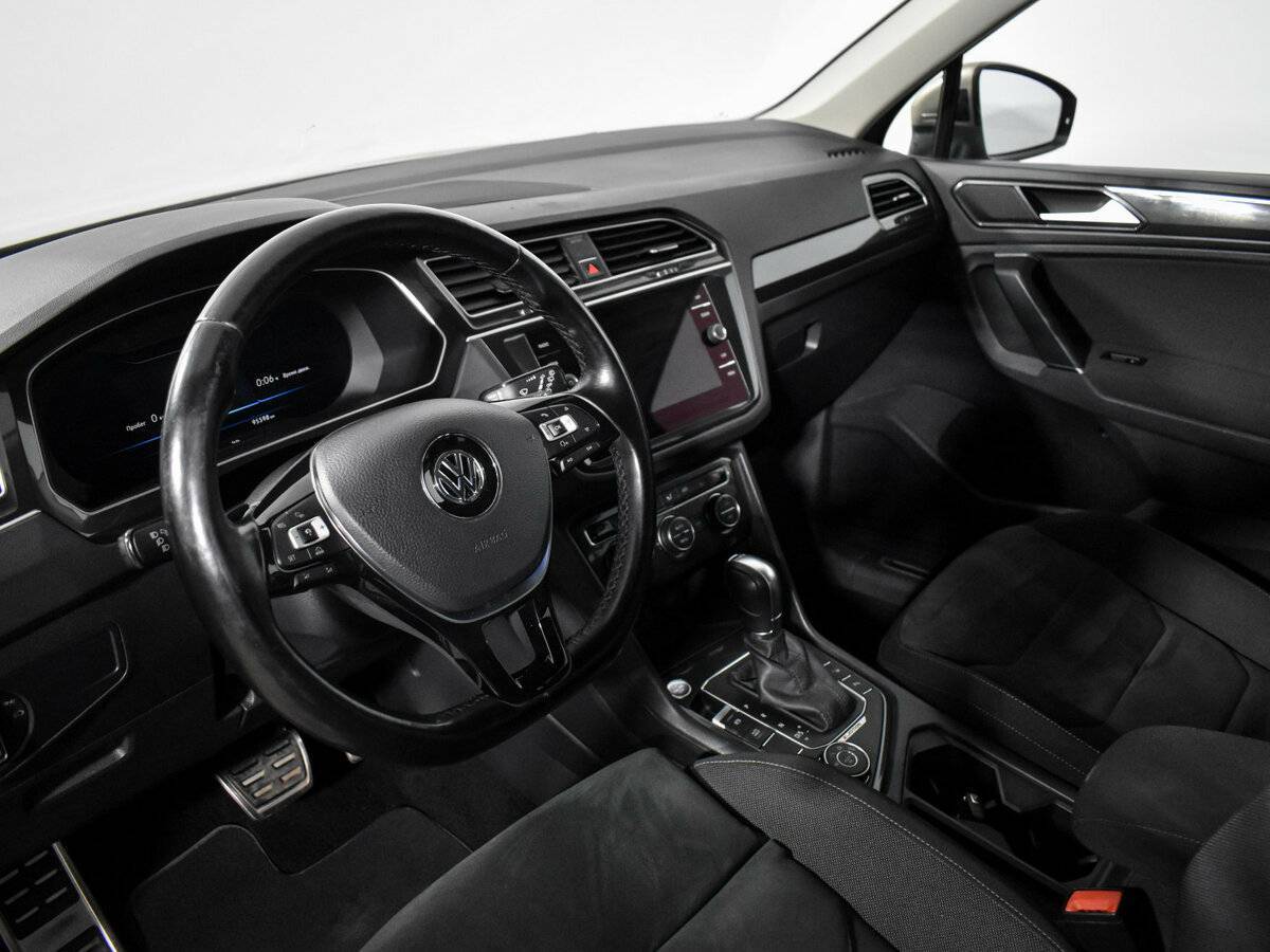 Купить Volkswagen Tiguan, 2018, 95 600 км, фото №9