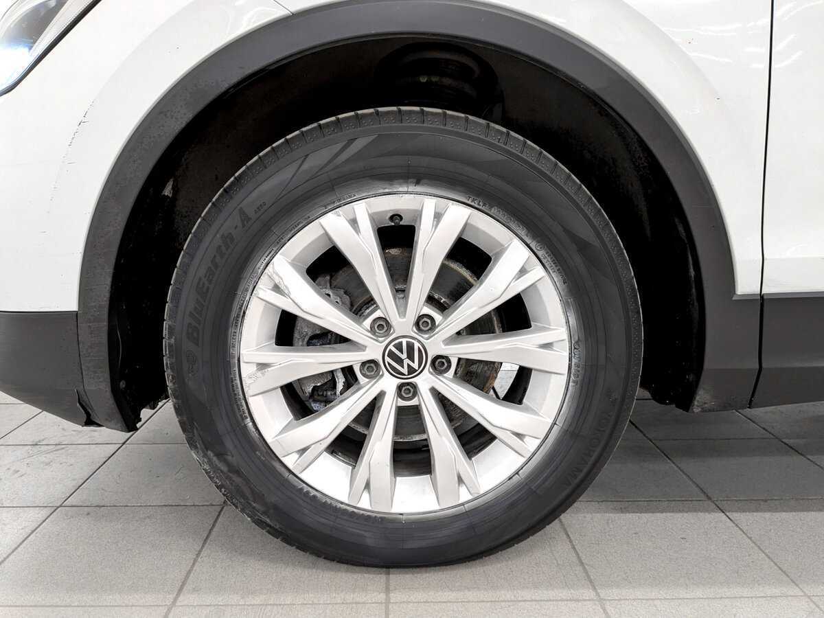Купить Volkswagen Tiguan, 2021, 163 148 км, фото №17