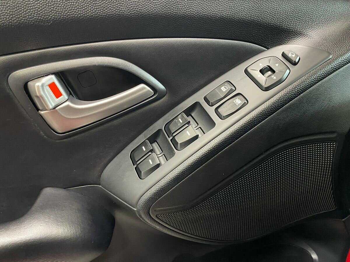 Купить Hyundai ix35, 2012, 147 250 км, фото №14