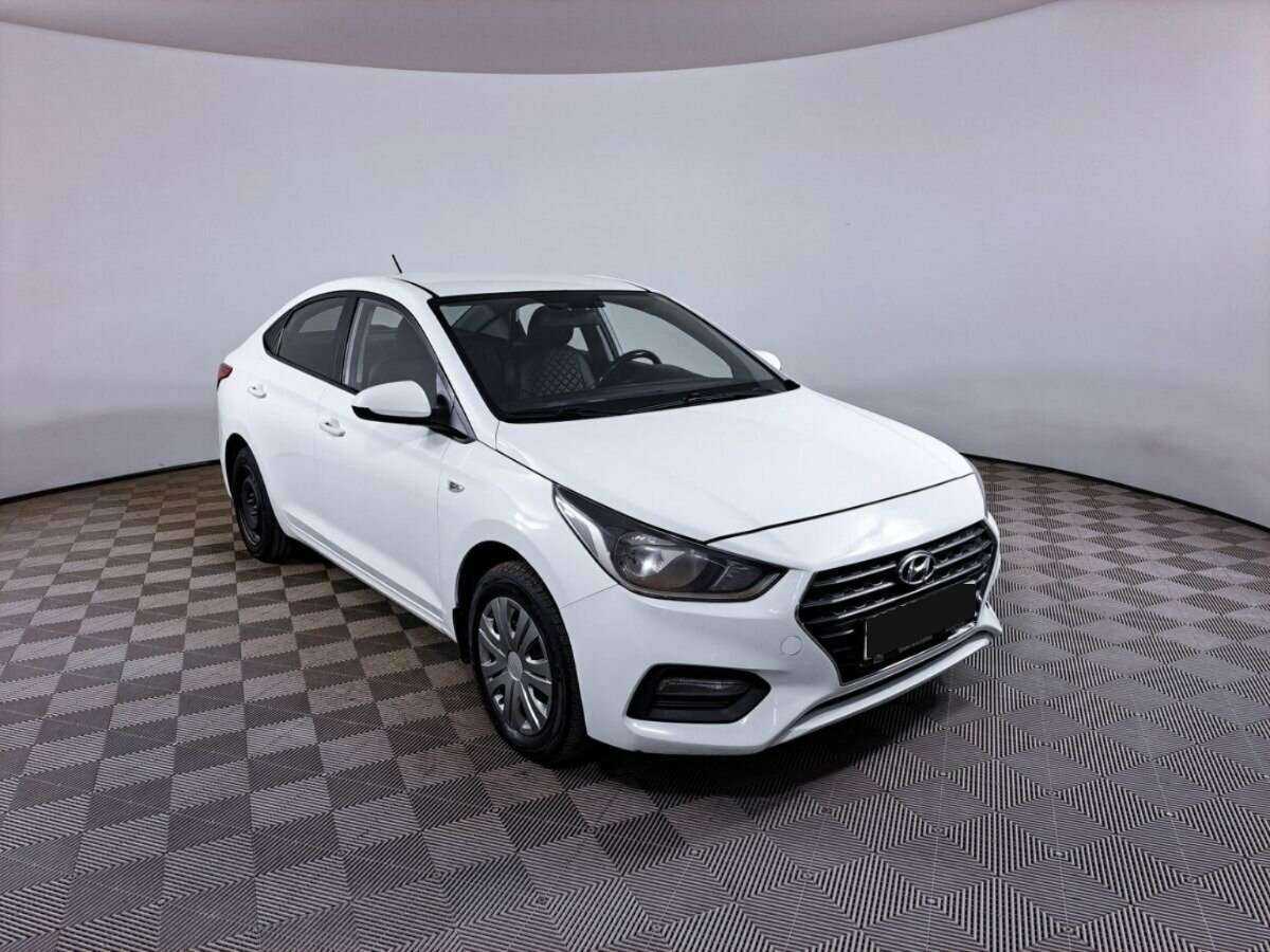 Купить Hyundai Solaris, 2017, 134 000 км, фото №3