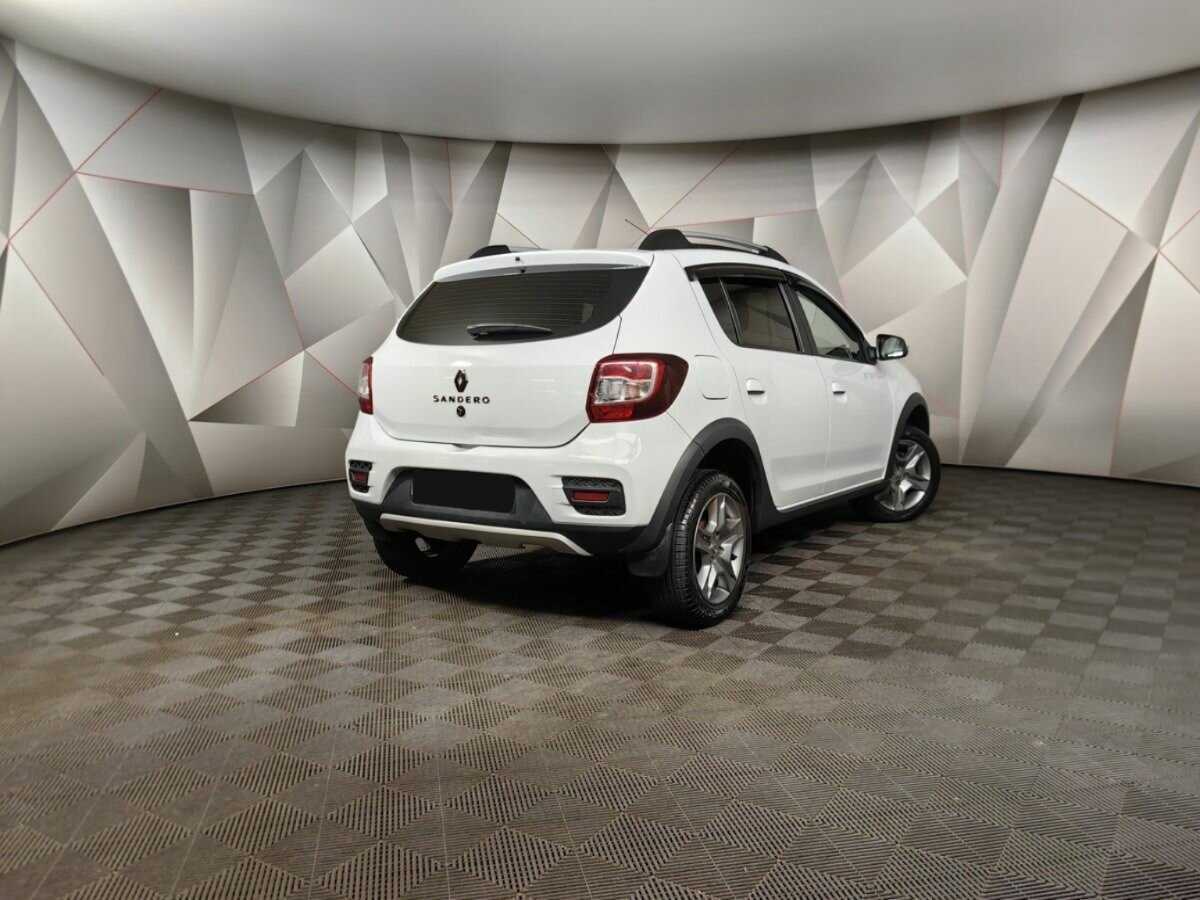 Купить Renault Sandero Stepway, 2019, 36 970 км, фото №2