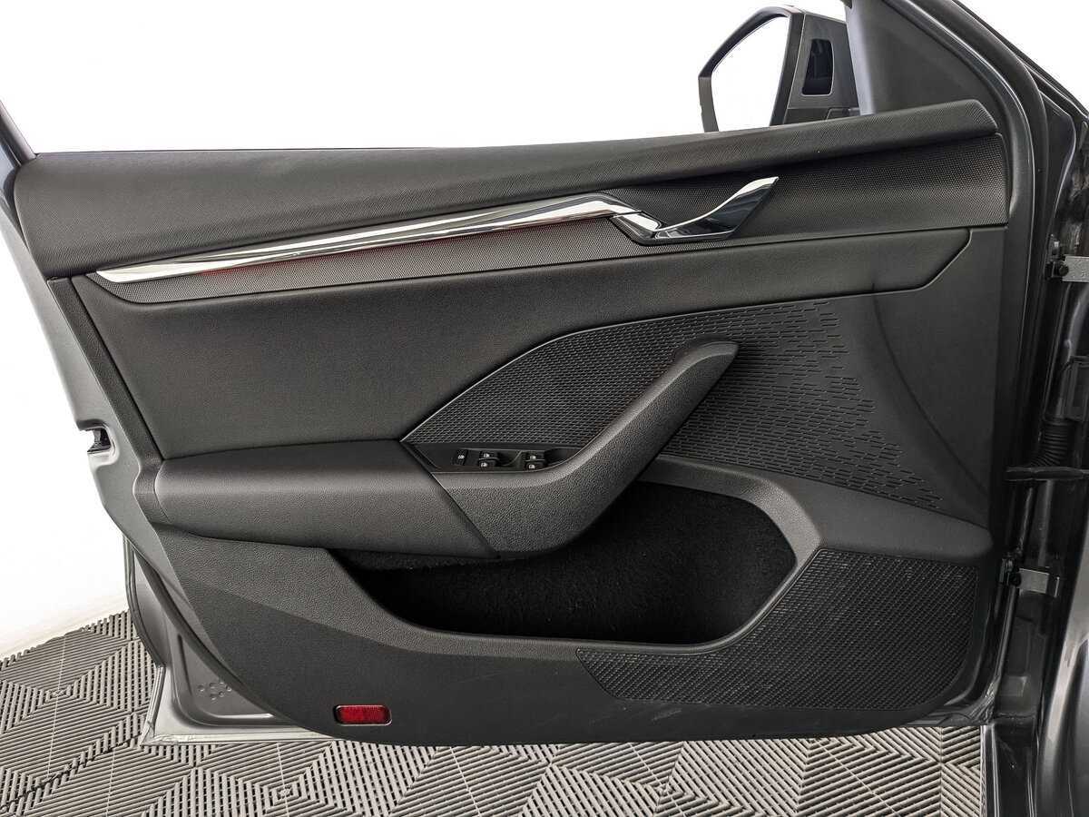Купить Skoda Octavia, 2021, 100 617 км, фото №19