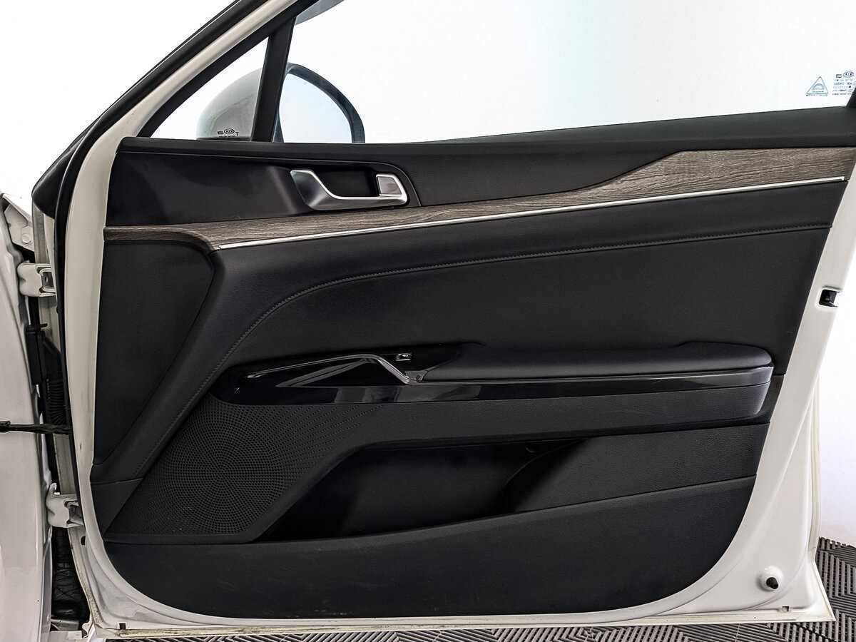 Купить Kia K5, 2021, 115 289 км, фото №25