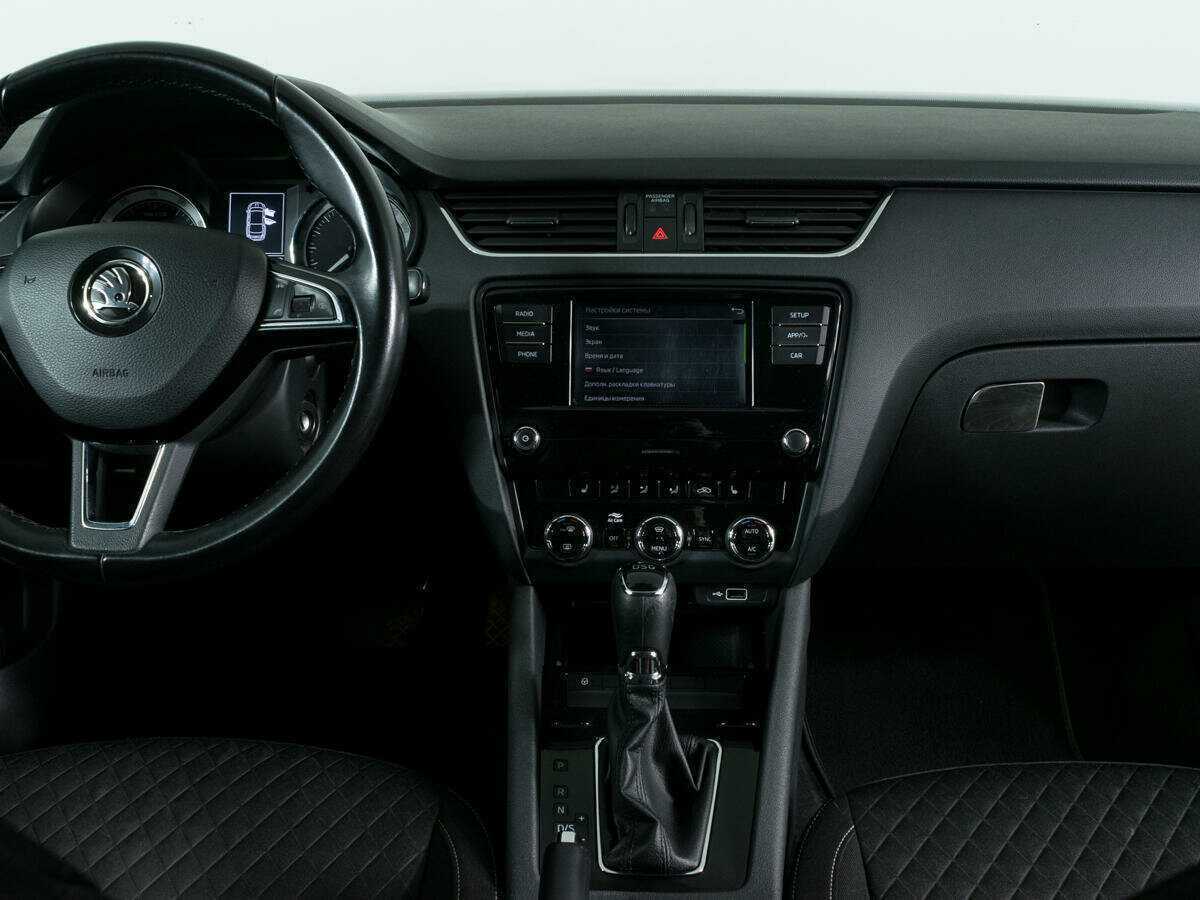 Купить Skoda Octavia, 2017, 130 000 км, фото №7