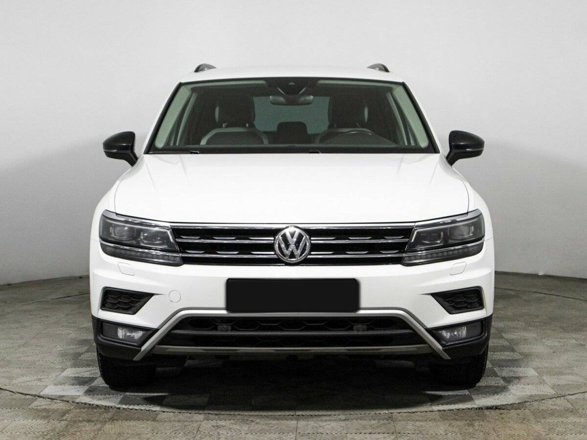 Купить Volkswagen Tiguan, 2019, 112 982 км, фото №2
