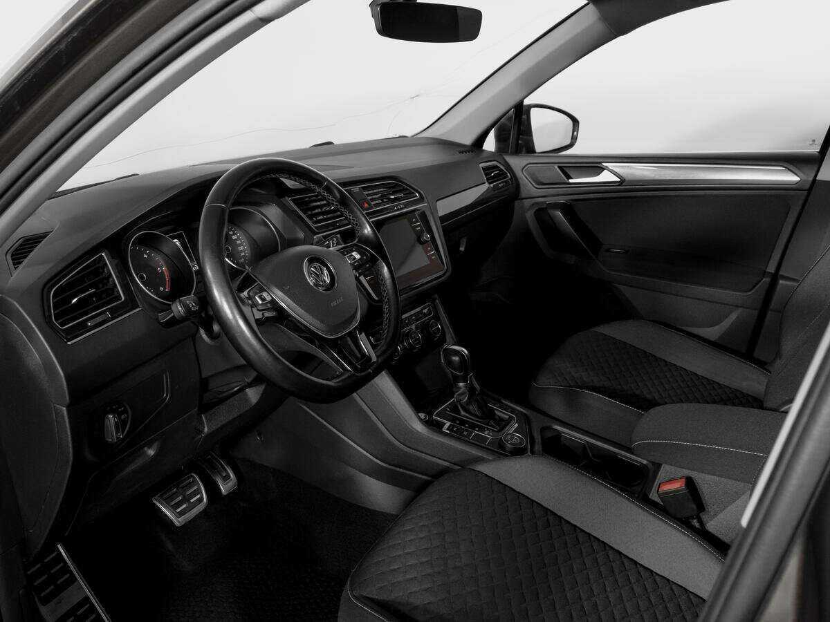 Купить Volkswagen Tiguan, 2018, 147 495 км, фото №16
