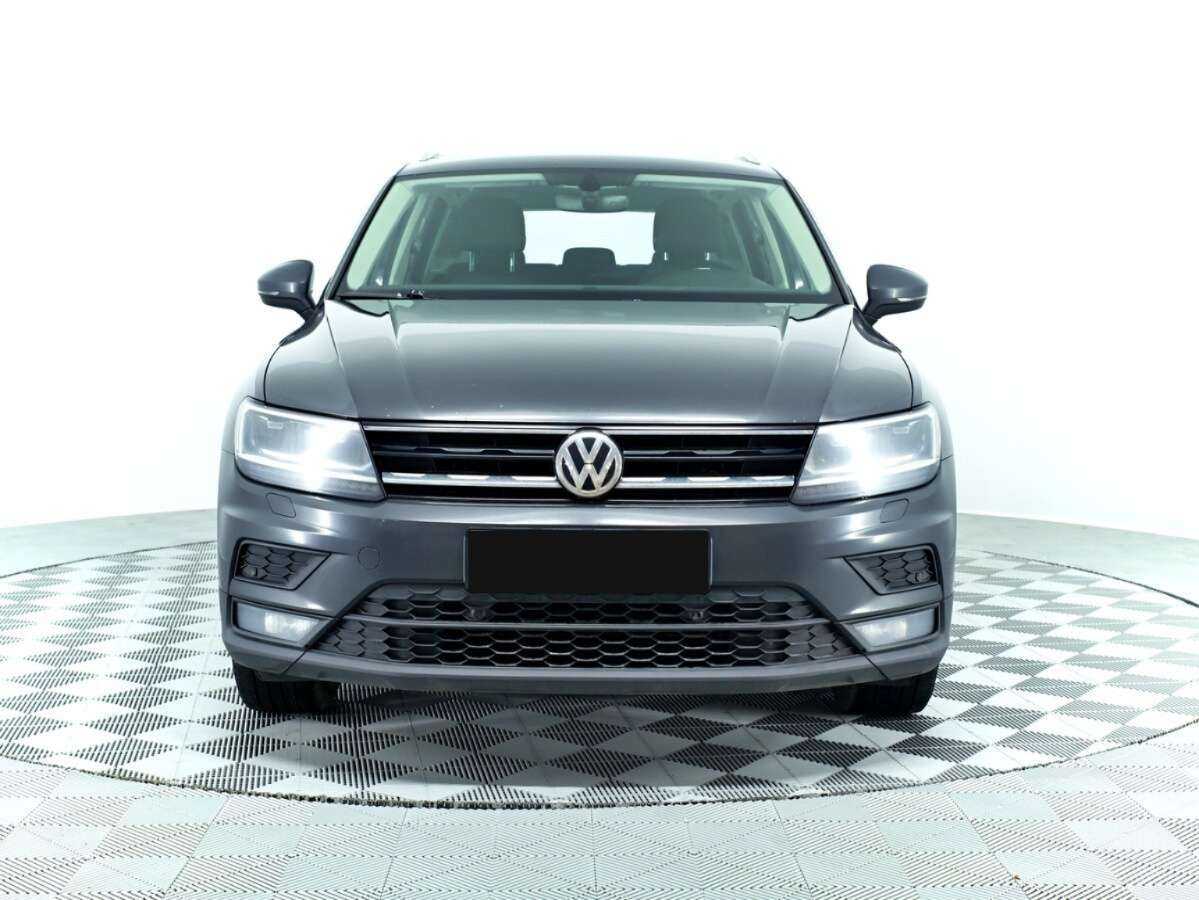 Купить Volkswagen Tiguan, 2017, 260 280 км, фото №2