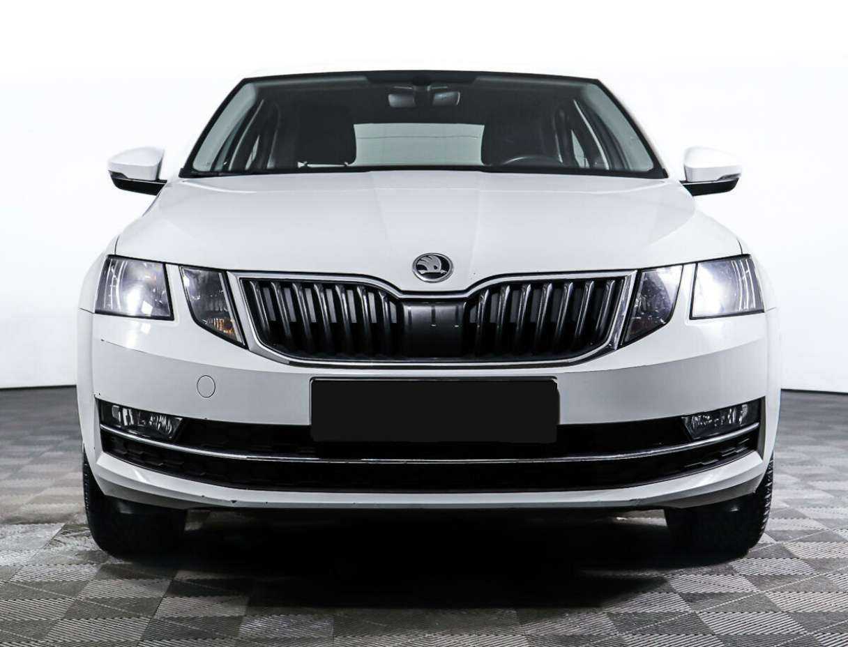 Купить Skoda Octavia, 2018, 53 200 км, фото №2