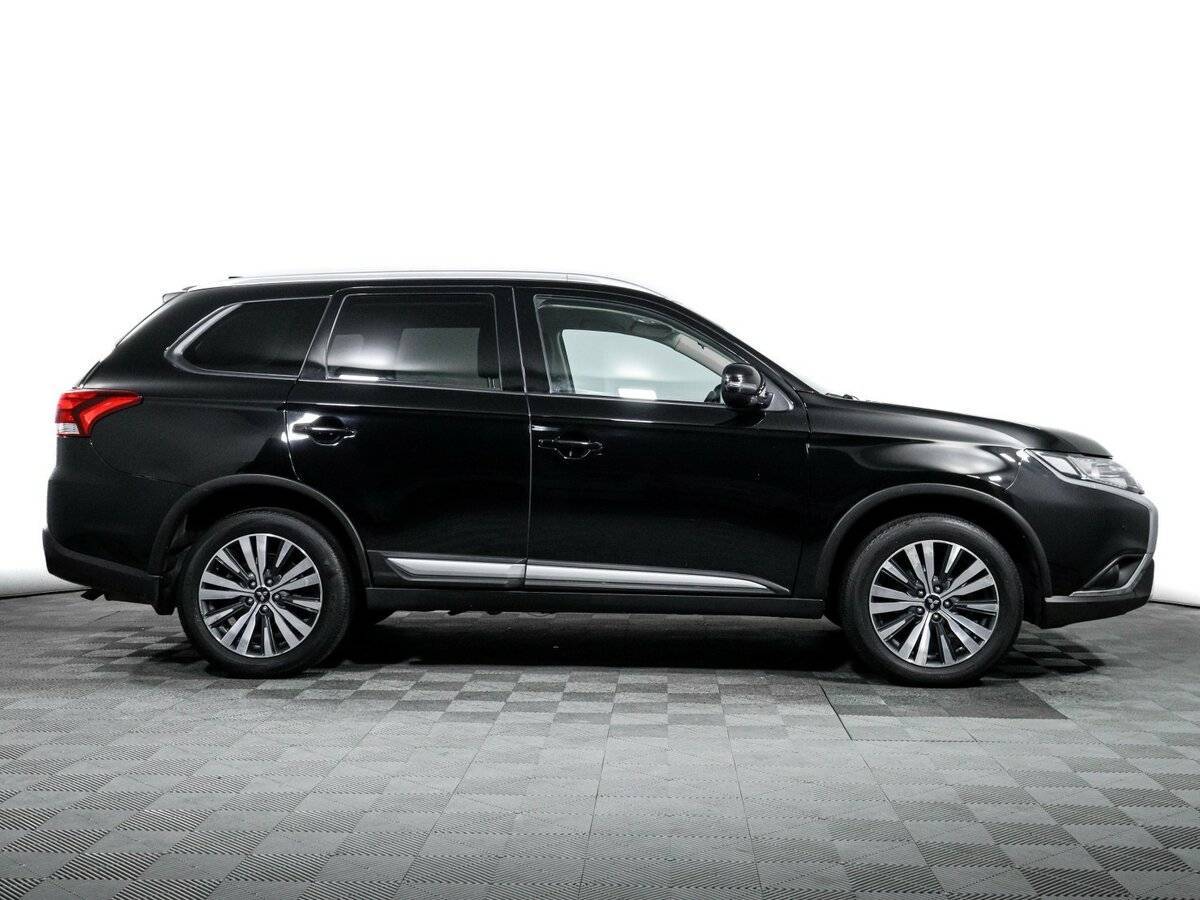 Купить Mitsubishi Outlander, 2021, 88 000 км, фото №4