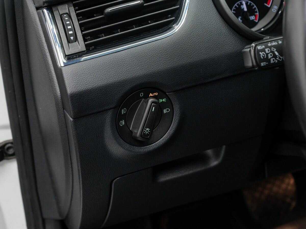 Купить Skoda Octavia, 2018, 88 918 км, фото №14