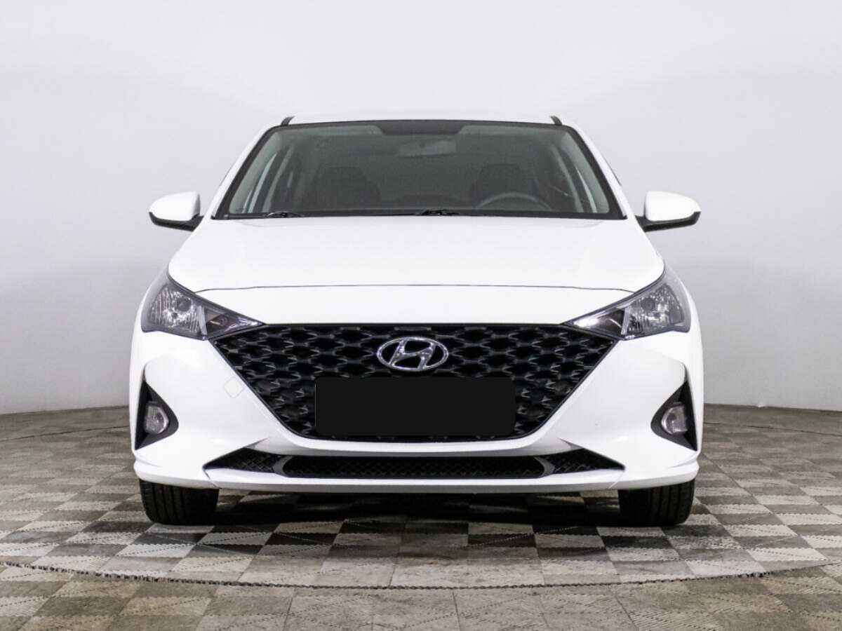 Купить Hyundai Solaris, 2021, 67 382 км, фото №2