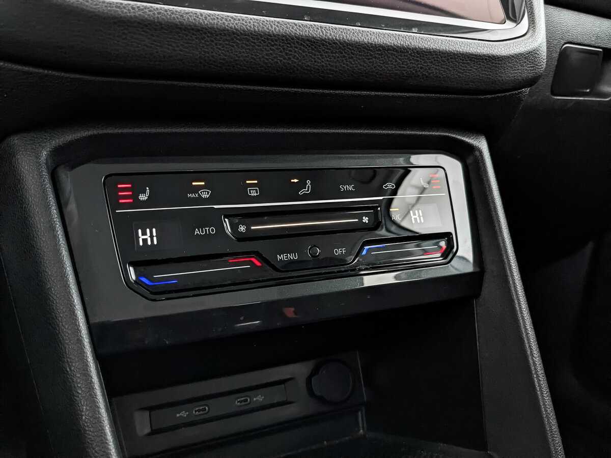 Купить Volkswagen Tiguan, 2021, 146 000 км, фото №21