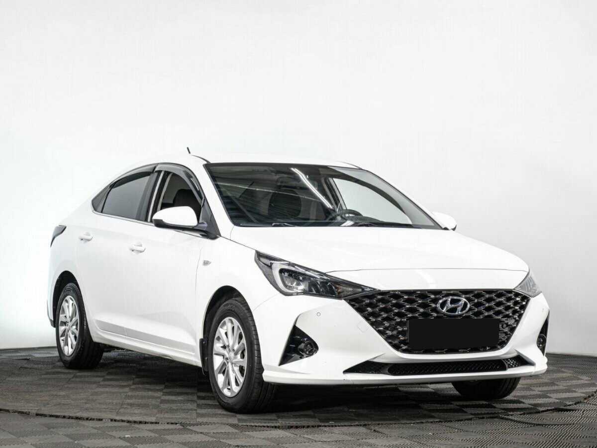 Купить Hyundai Solaris, 2021, 118 318 км, фото №3
