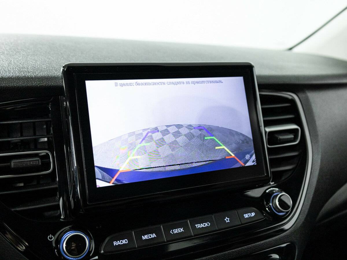 Купить Hyundai Solaris II Рестайлинг, 2021, 93 693 км, фото №14