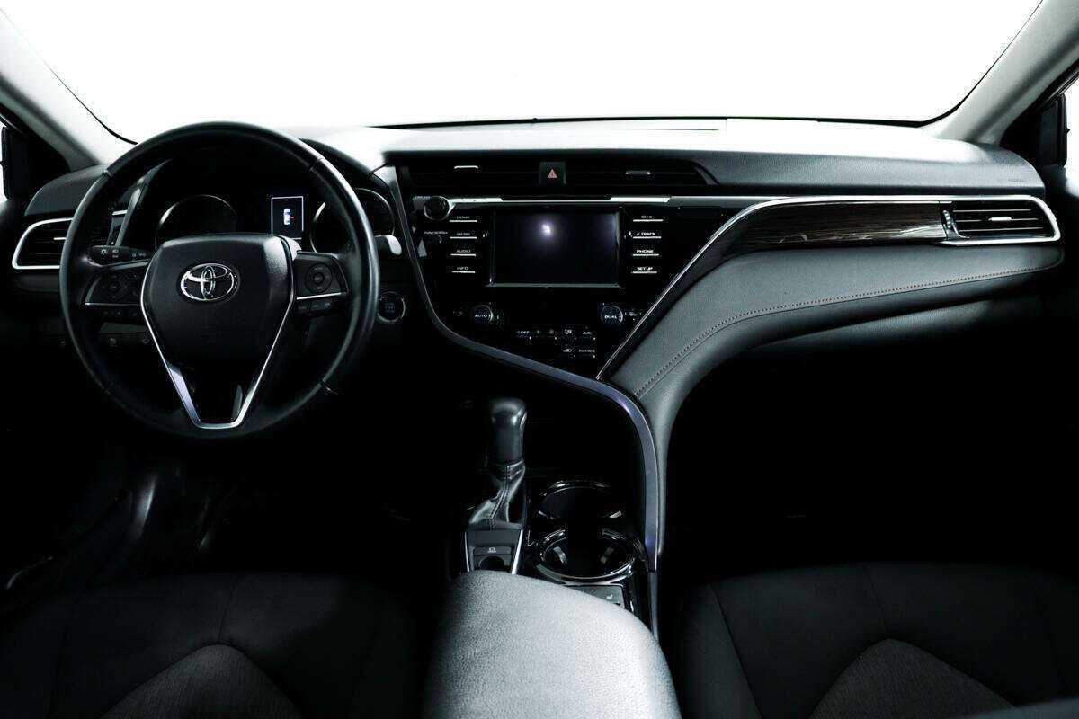 Купить Toyota Camry, 2019, 63 363 км, фото №10