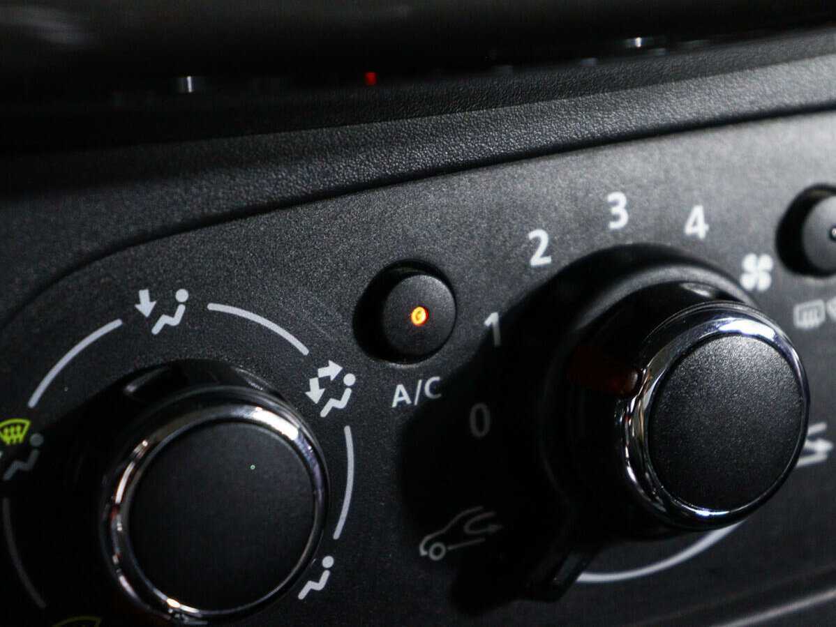 Купить Renault Logan Stepway, 2022, 59 188 км, фото №13