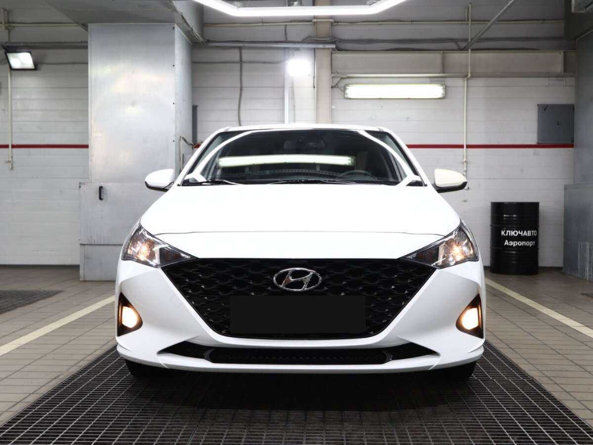 Купить Hyundai Solaris, 2021, 57 000 км, фото №3