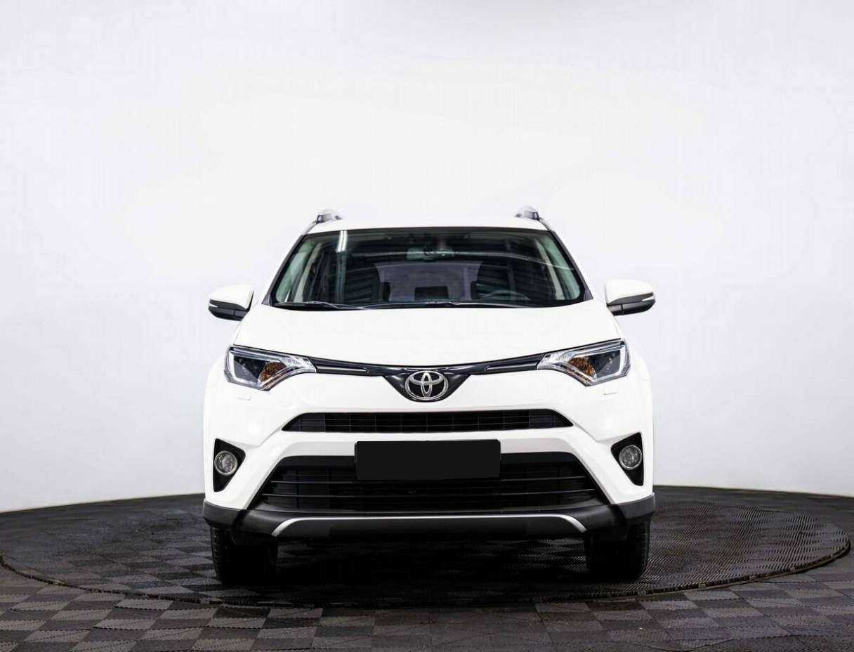 Купить Toyota RAV4, 2017, 176 750 км, фото №2