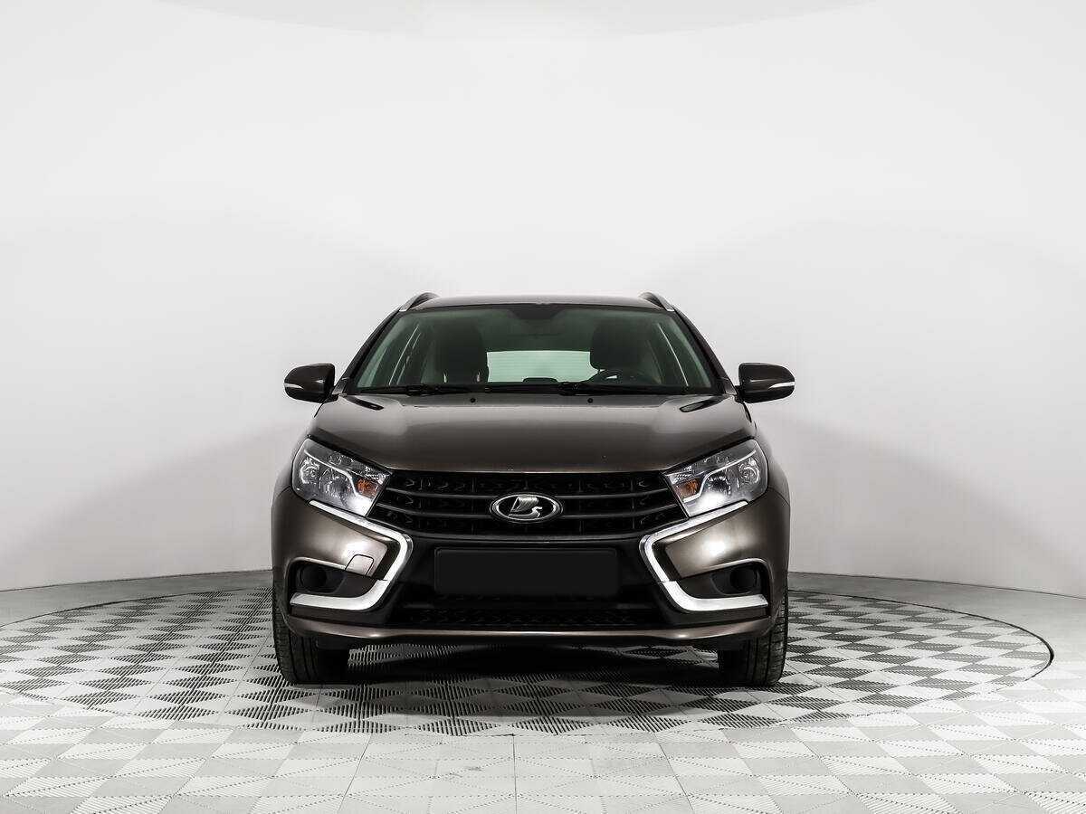 Купить Lada (ВАЗ) Vesta SW, 2019, 106 306 км, фото №2