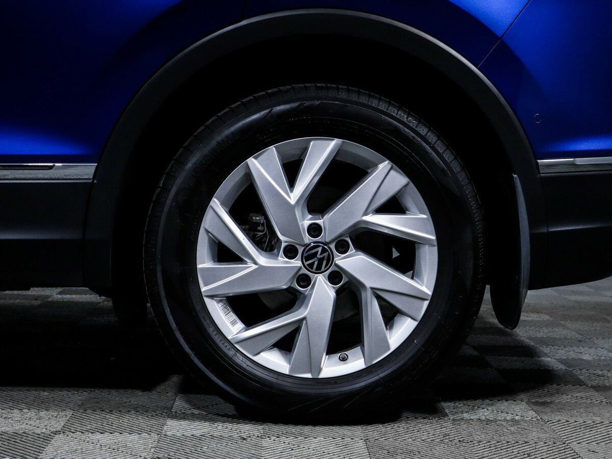 Купить Volkswagen Tiguan II Рестайлинг, 2021, 54 100 км, фото №12