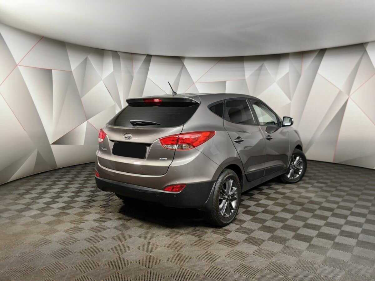 Купить Hyundai ix35, 2014, 131 430 км, фото №2