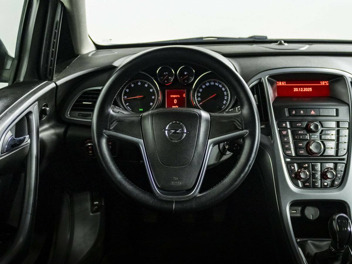 Купить Opel Astra J Рестайлинг, 2013, 145 000 км, фото №9