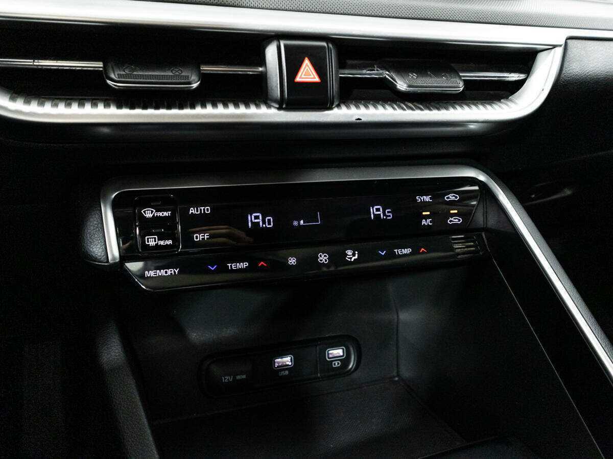 Купить Kia K5, 2021, 77 321 км, фото №17