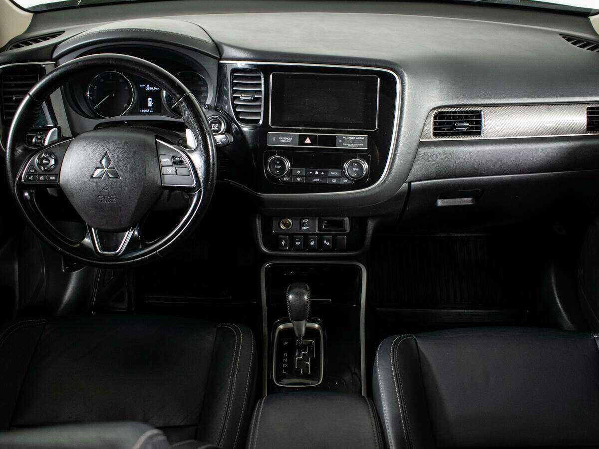 Купить Mitsubishi Outlander, 2018, 113 000 км, фото №9