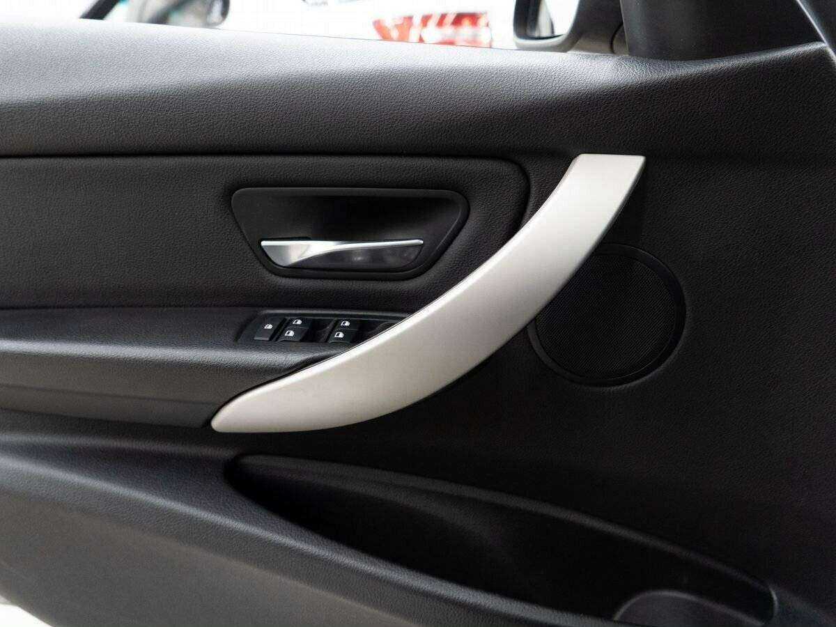 Купить BMW 3 серии 320i, 2014, 217 000 км, фото №15