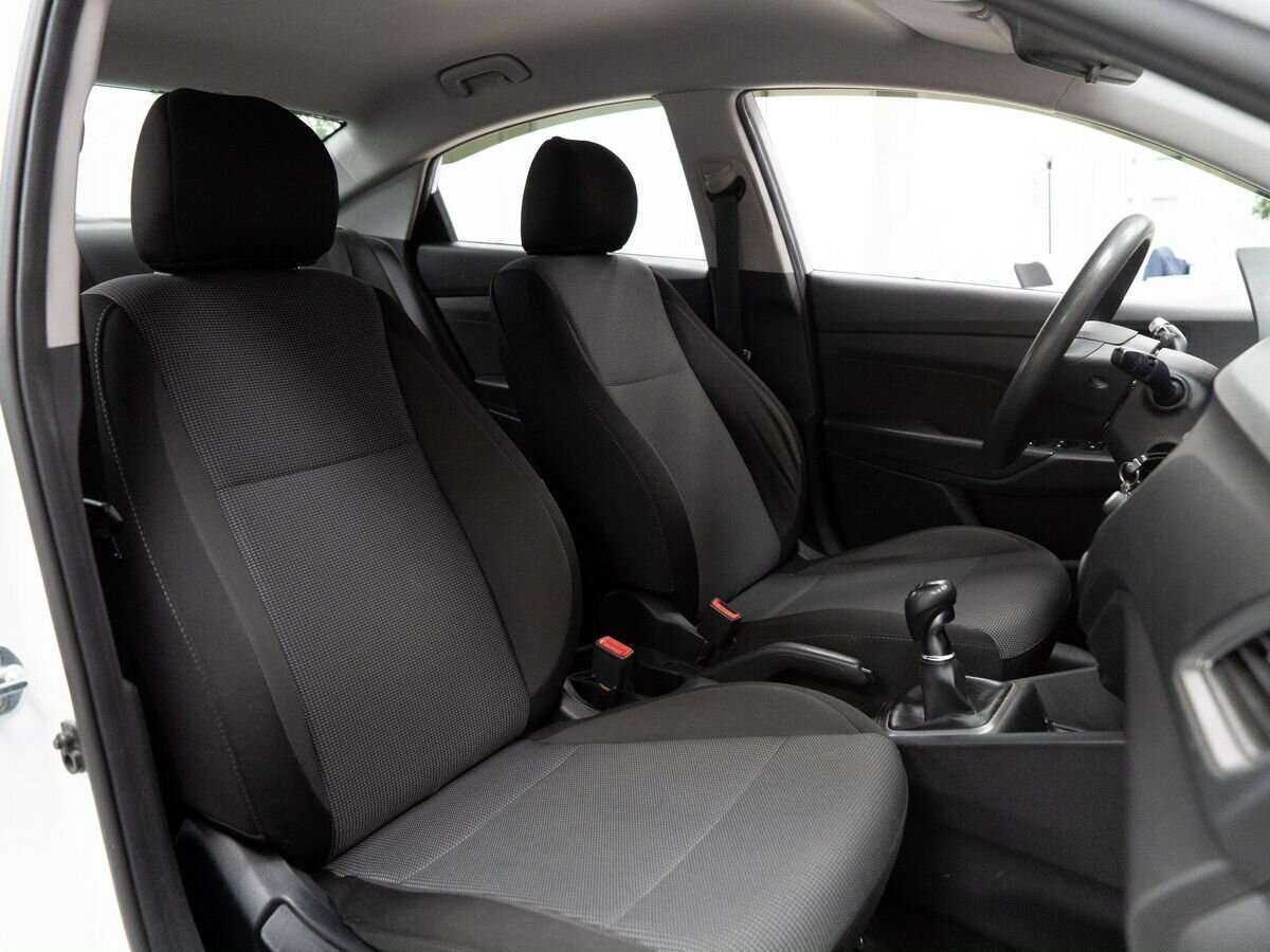 Купить Hyundai Solaris, 2019, 80 089 км, фото №9