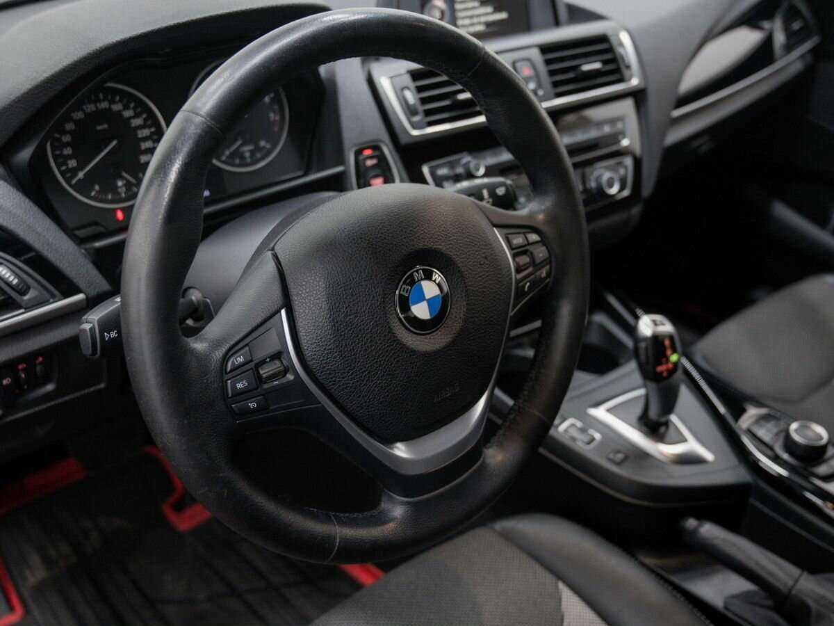 Купить BMW 1 серии 118i, 2016, 121 000 км, фото №17