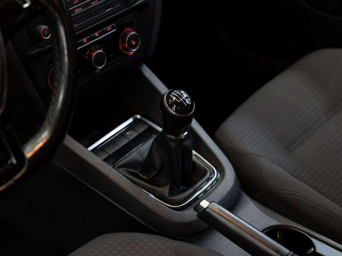 Купить Volkswagen Jetta, 2016, 107 000 км, фото №12