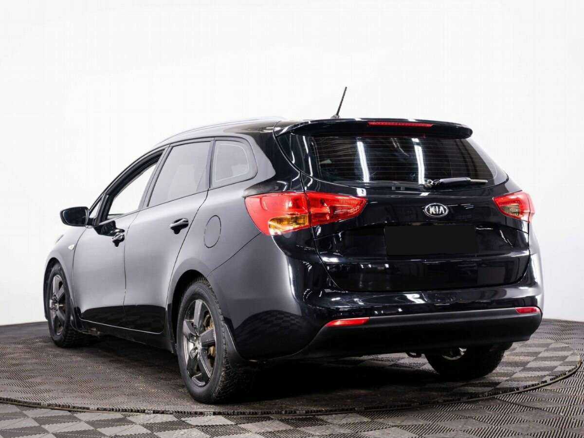Купить Kia Ceed, 2012, 170 000 км, фото №4