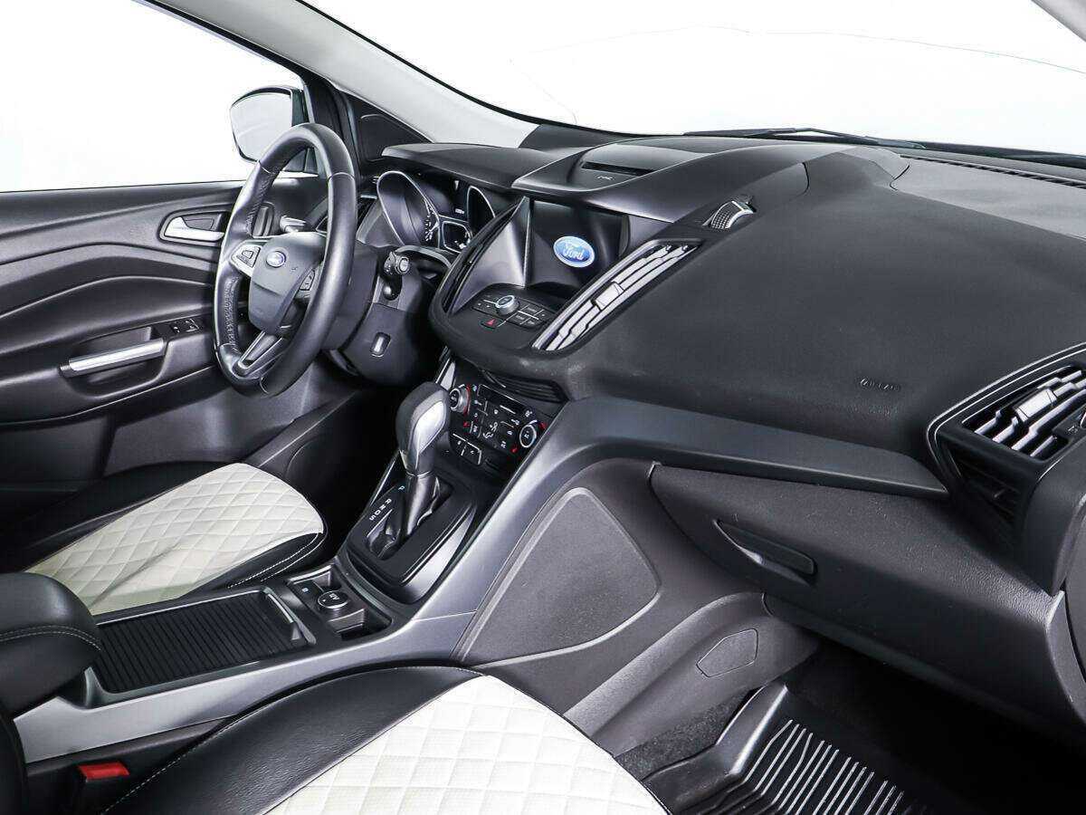 Купить Ford Kuga, 2019, 73 000 км, фото №9