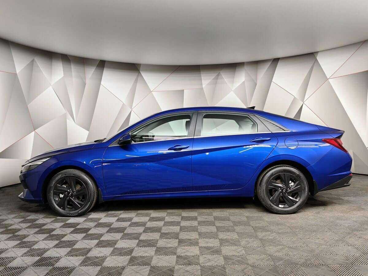 Купить Hyundai Elantra, 2022, 1 568 км, фото №5