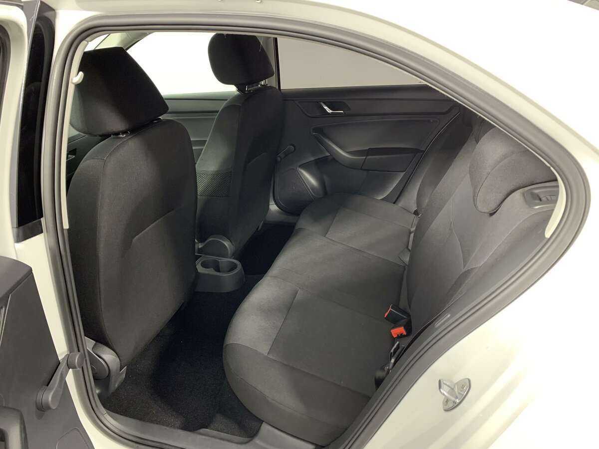 Купить Skoda Rapid, 2017, 110 123 км, фото №12