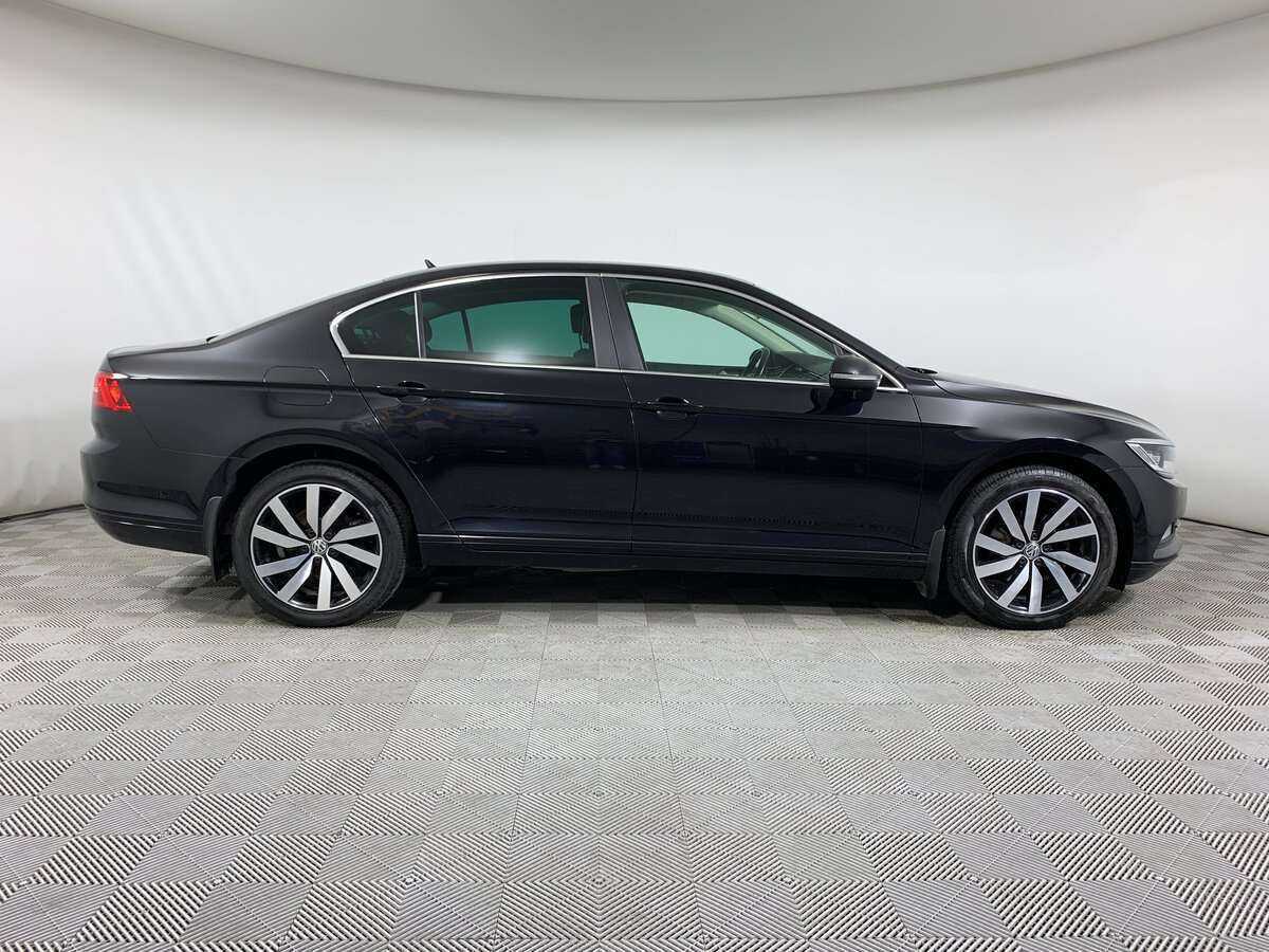 Купить Volkswagen Passat, 2019, 107 000 км, фото №4