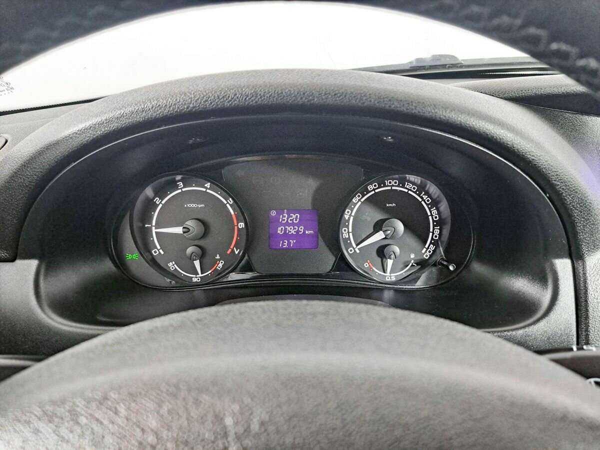 Купить Lada (ВАЗ) Priora, 2017, 107 200 км, фото №11