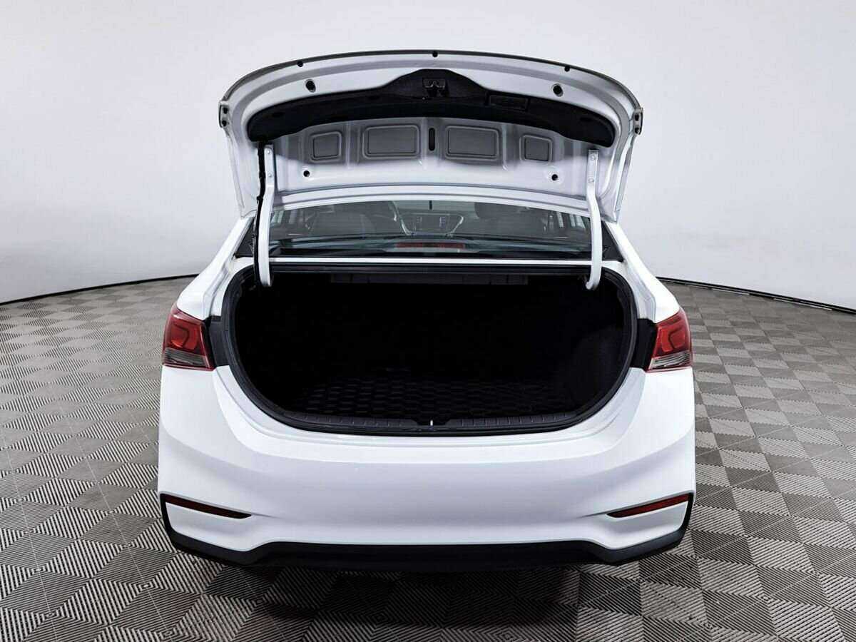 Купить Hyundai Solaris, 2018, 24 950 км, фото №9