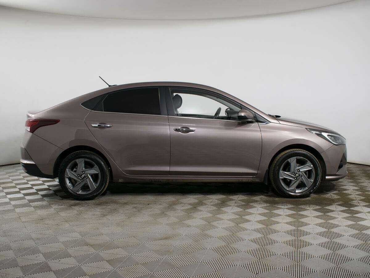Купить Hyundai Solaris, 2021, 34 900 км, фото №4