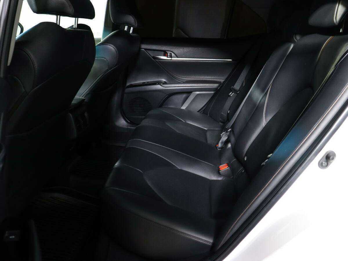 Купить Toyota Camry, 2019, 102 348 км, фото №8