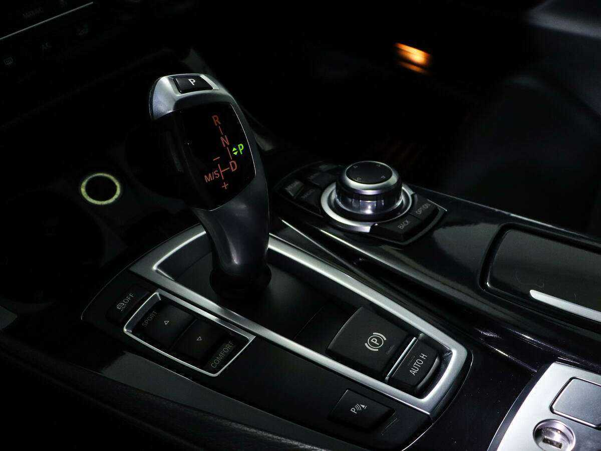 Купить BMW 5 серии 520i, 2014, 114 866 км, фото №17