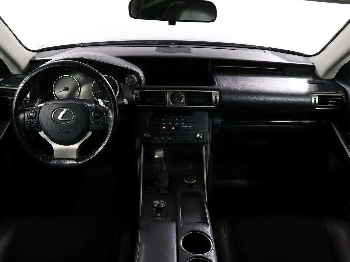 Купить Lexus IS 250, 2015, 87 000 км, фото №9