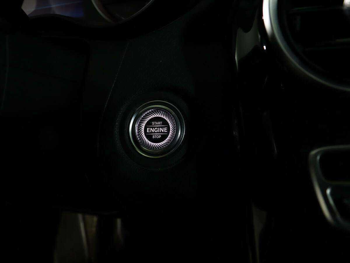 Купить Mercedes-Benz C-Класс 180, 2018, 145 809 км, фото №20