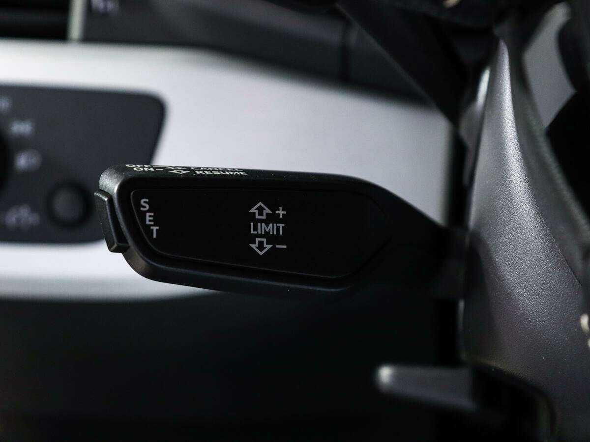 Купить Audi A4, 2017, 148 000 км, фото №18