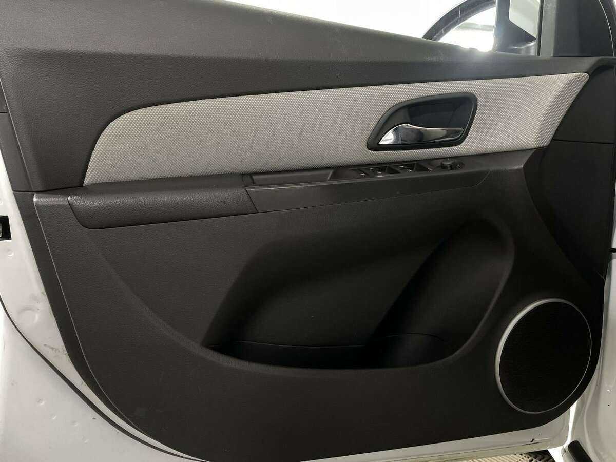 Купить Chevrolet Cruze, 2012, 143 900 км, фото №7